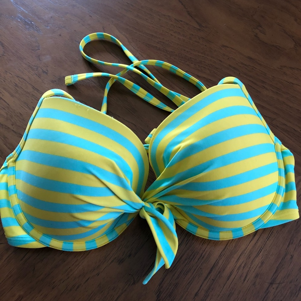 Bikini top